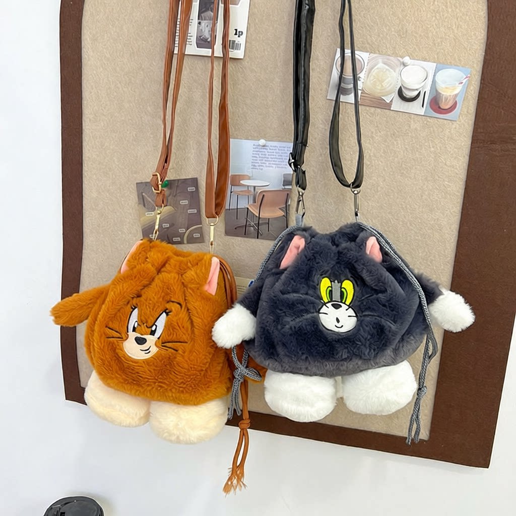 卡通猫和老鼠抽绳毛绒斜挎包高