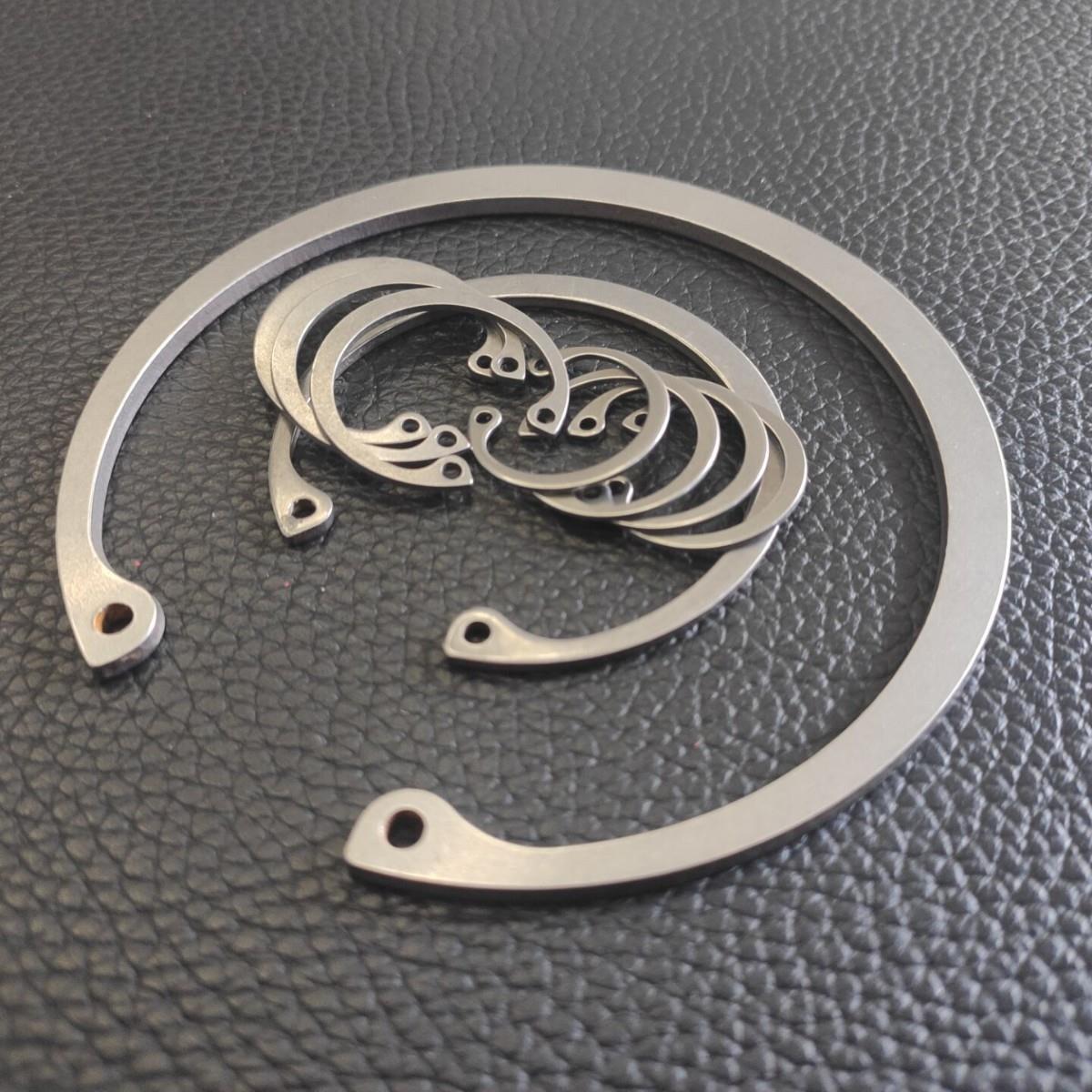 420不锈钢 DIN472 M15 M42 M80至M165 孔用弹性挡圈 2Cr13 内卡簧