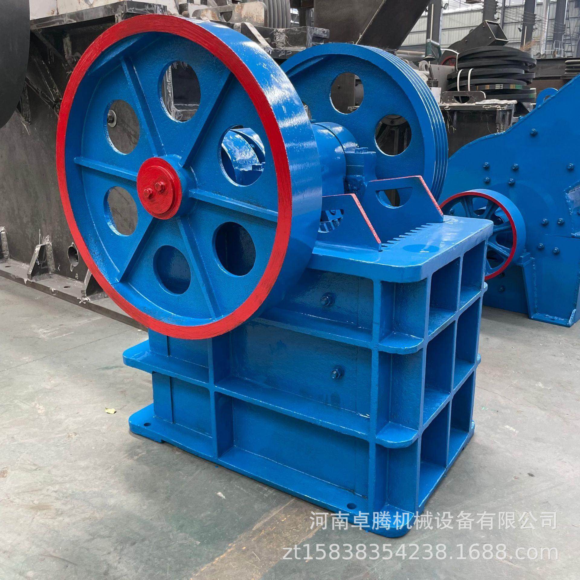 铁矿石颚式碎石机青石鹅卵石颚式破碎机白云石花岗岩石灰石破碎机