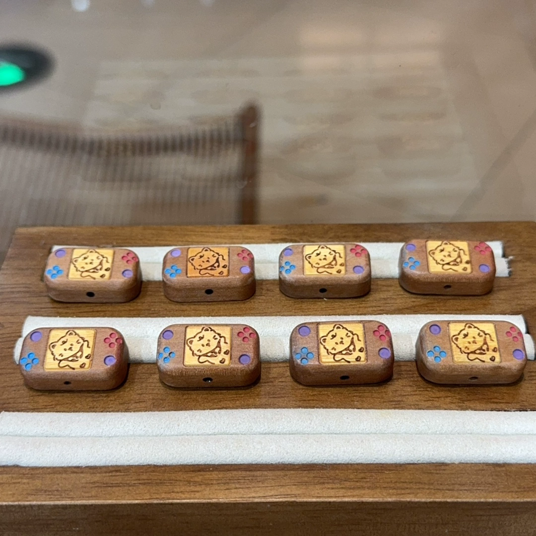 桃木镶嵌小猫游戏机卡通配件手工DIY文玩小提溜吊坠手链隔珠配饰