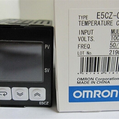 Brand new original authentic OMRON thermostat E5CZ R2MT / Q