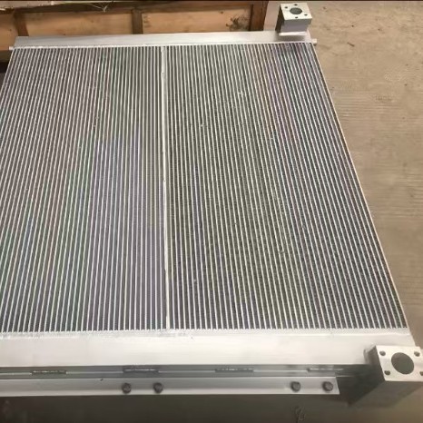 CAT卡特液压油散热器2813516