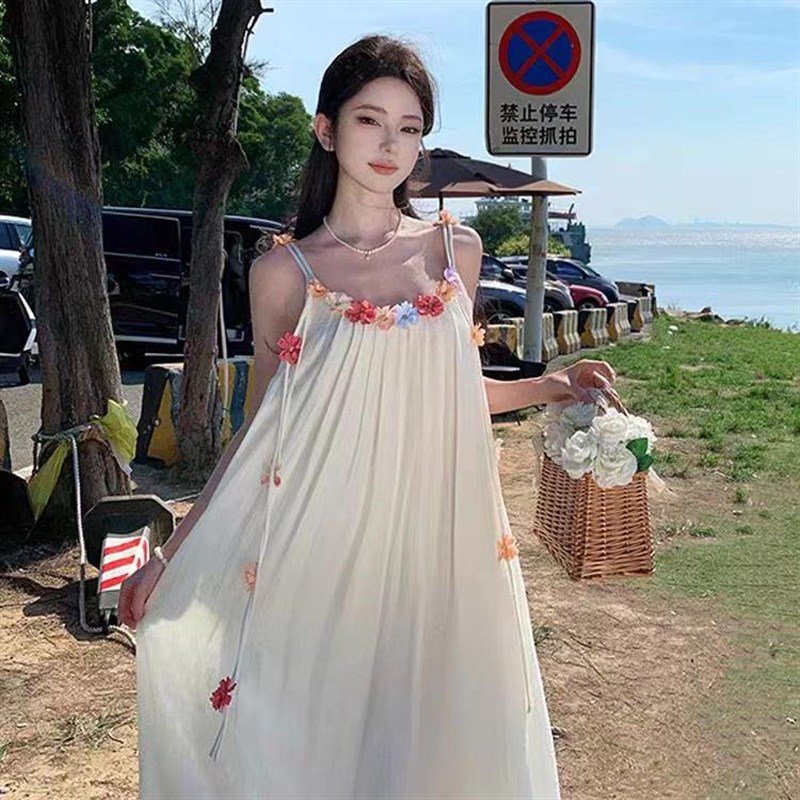 现货速发婚礼晨袍新娘结婚小众轻纱订婚礼服花朵吊带宽松洋装平时
