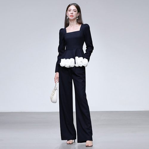 2025秋新款气质方领泡泡袖撞色立体花朵上衣+高腰直筒阔腿裤套装