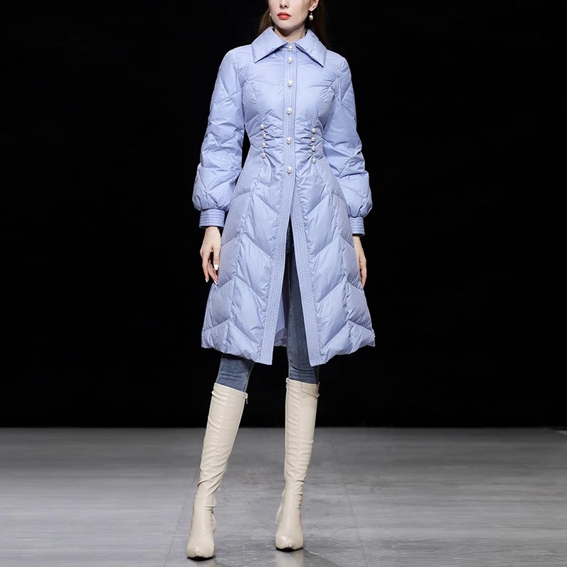 2025冬季新款时尚气质千鸟格翻领紫色收腰设计珍珠中长款羽绒服