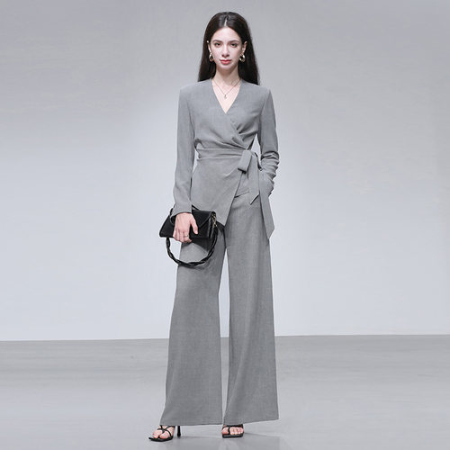 2025秋季新款系带V领收腰显瘦不规则上衣+高腰垂感休闲阔腿裤套装