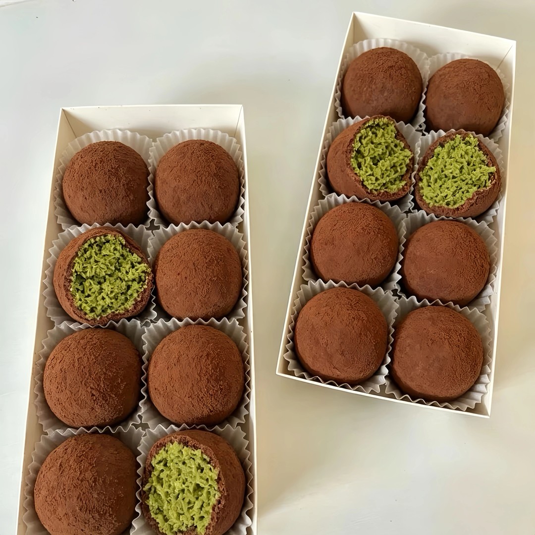 迪拜软曲奇开心果糯糯曲奇巧克力抹茶解馋追剧网红零食早餐推荐