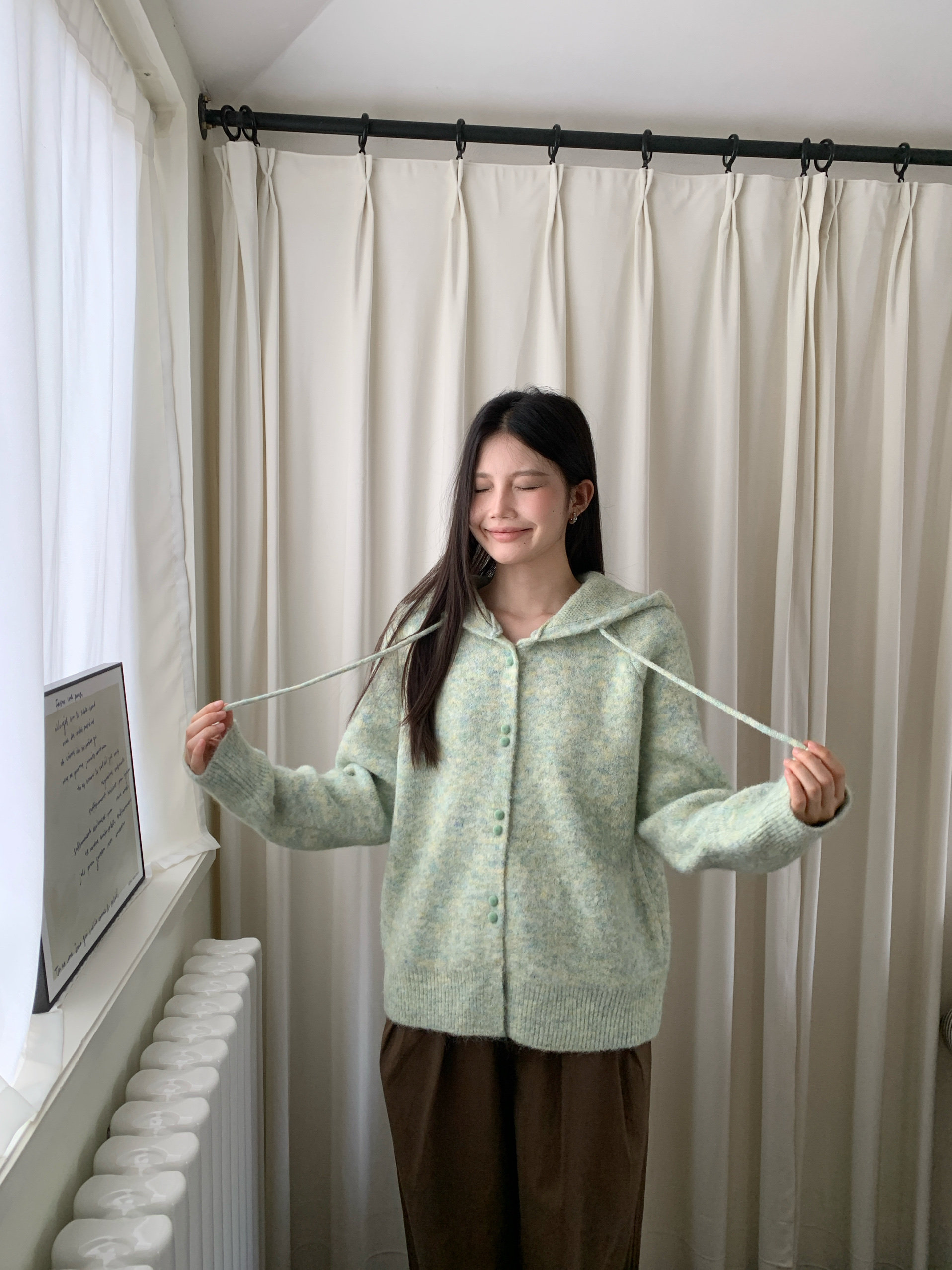 Leoday自制秋冬连帽花线针织开衫女新款设计感毛衣外套