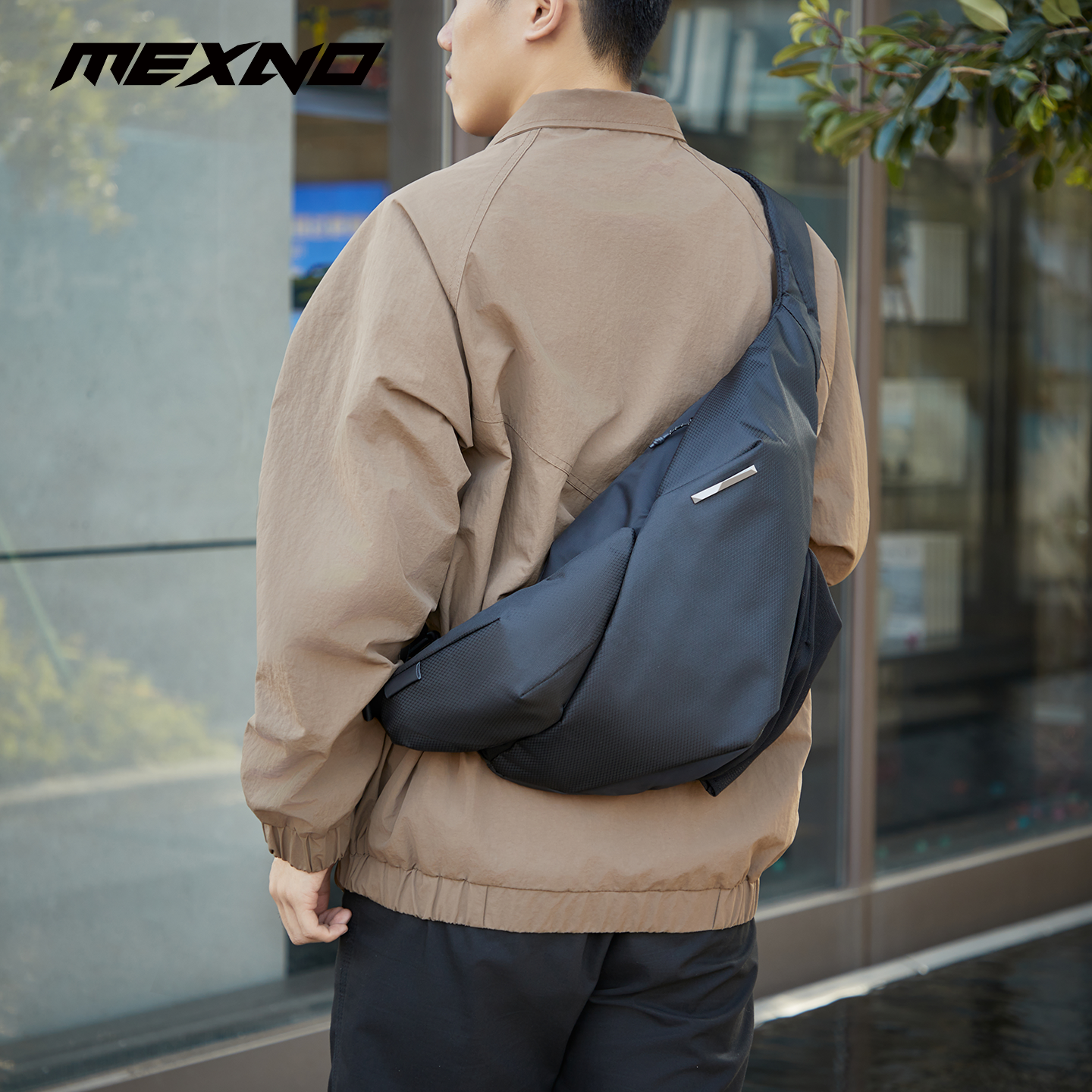 新款男士多功能机能骑行运动斜跨包户外通勤弓箭包休闲潮流胸包男