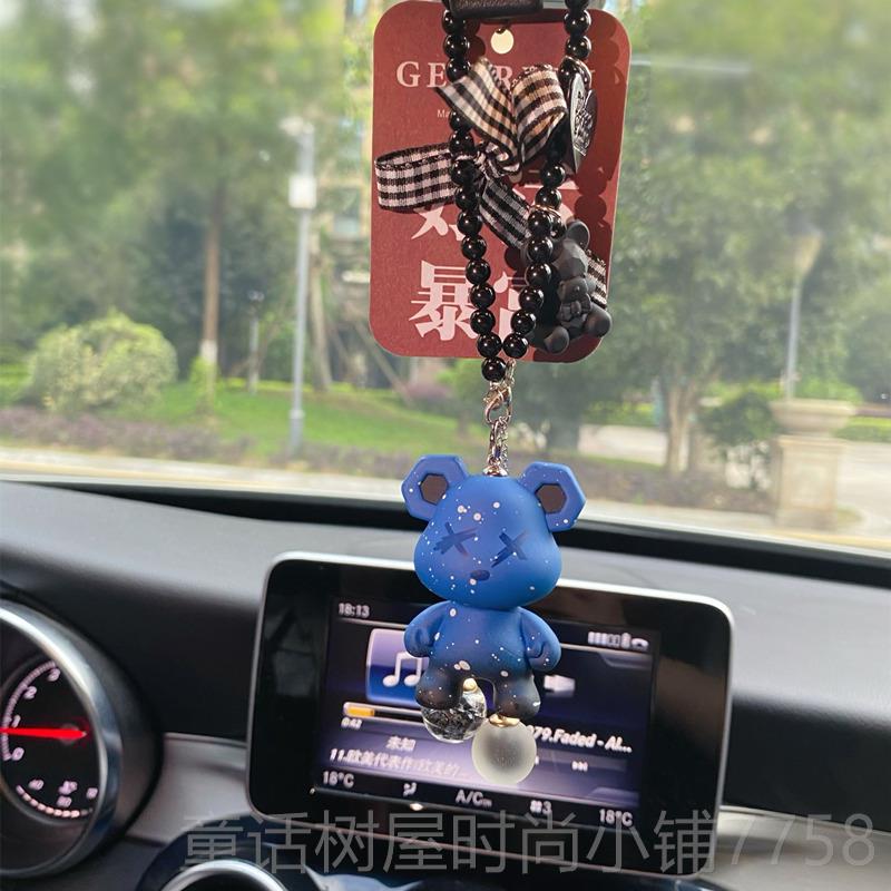 正品紅小網(wǎng)香狗汽車后鏡薰掛件創(chuàng)視意卡通斗牛犬車內(nèi)掛飾個(gè)性公仔