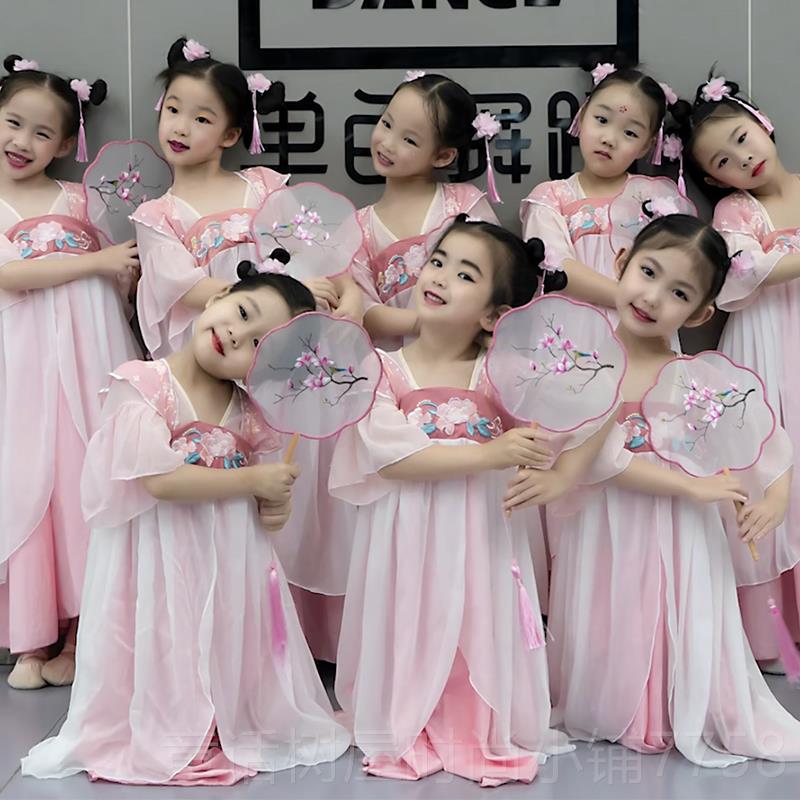 正品胭脂妆儿童汉服花六一古服典舞蹈桃花笑蝶有位姑娘蝴春三月演