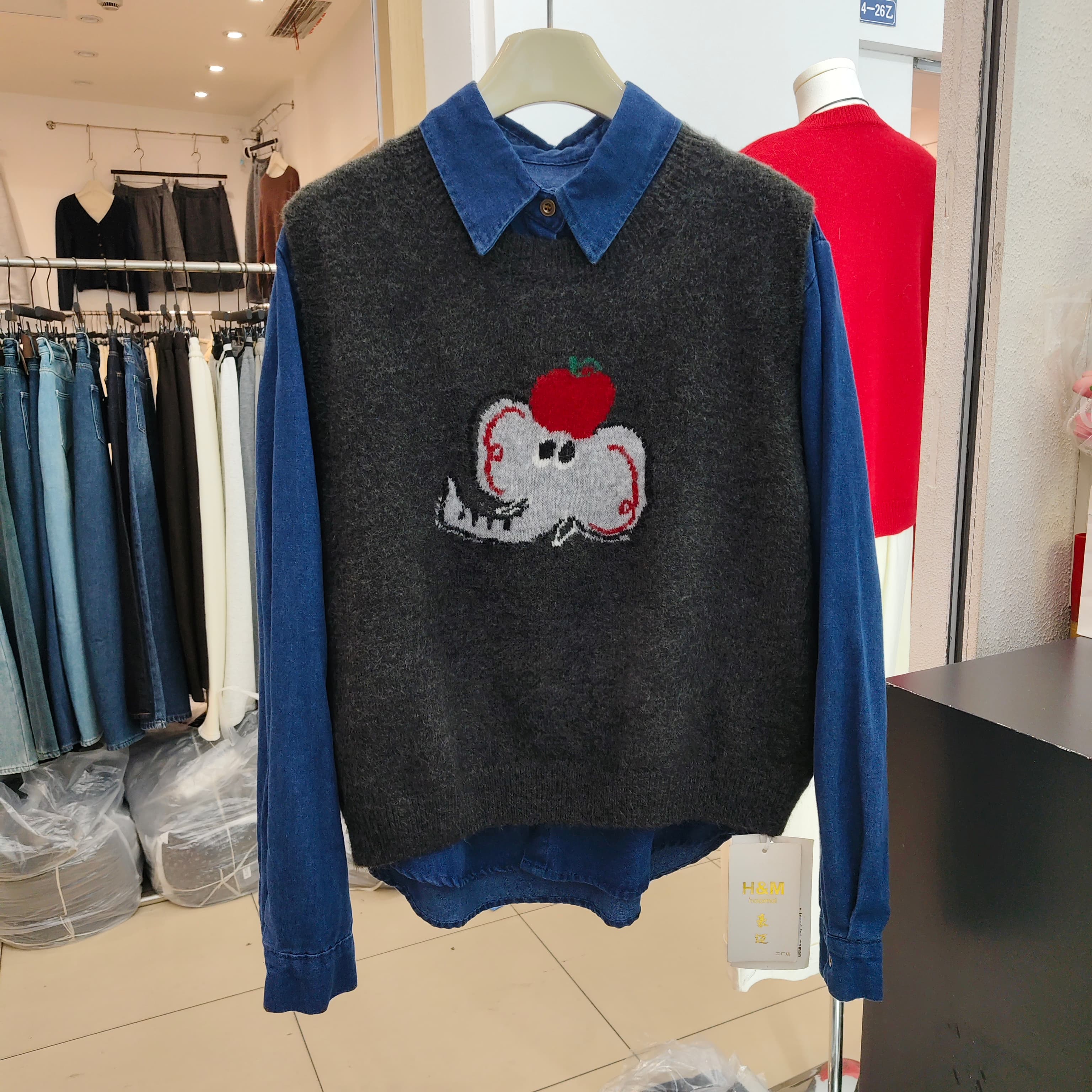 提花针织马甲叠穿翻领牛仔衬衫女