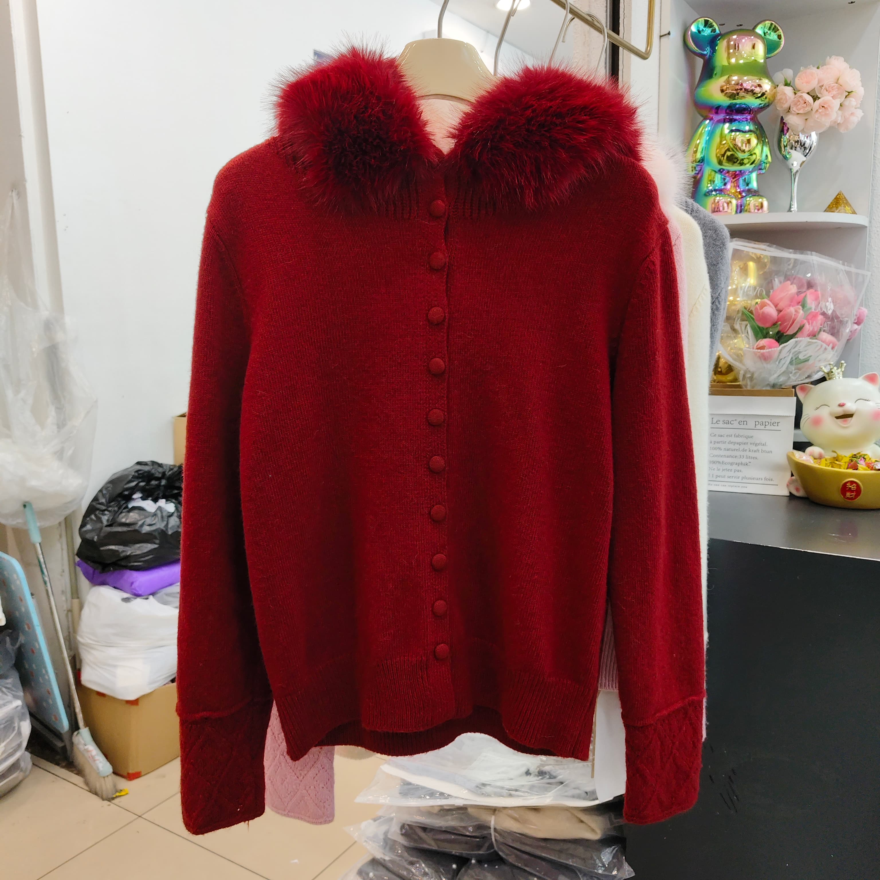 可拆卸毛领连帽绵羊毛针织开衫女