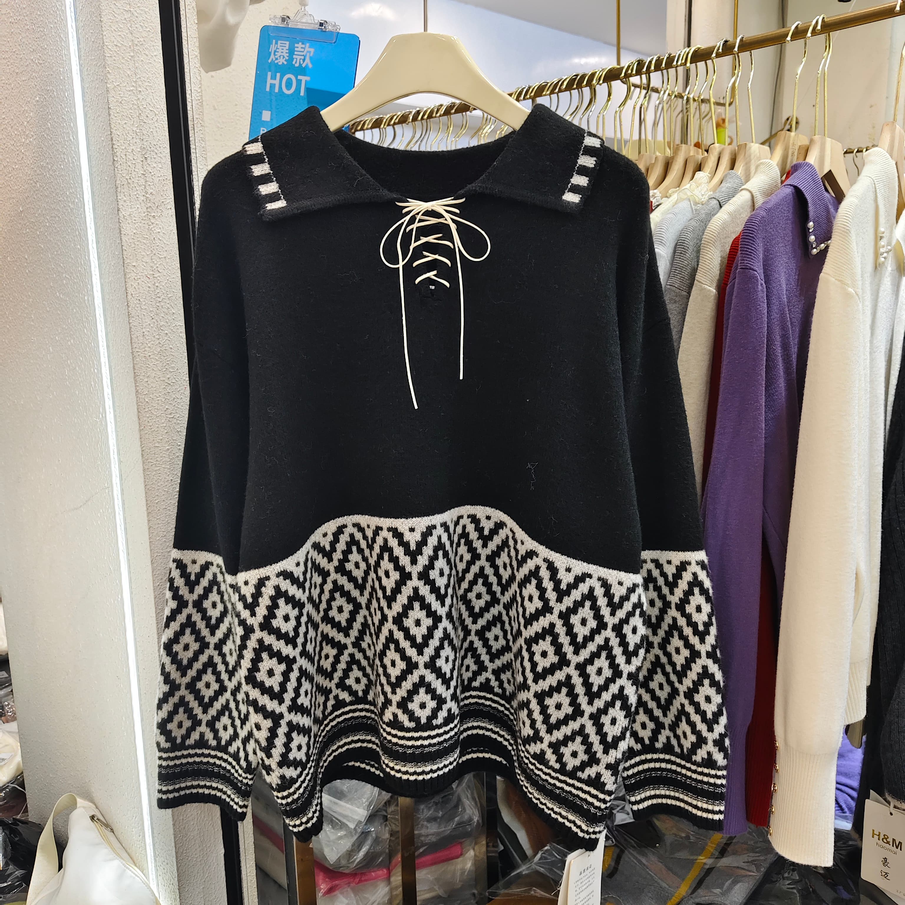 设计感翻领系带长袖针织衫女