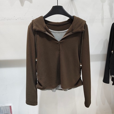 假两件连帽长袖德绒T恤女