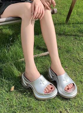 KIKIBEST 厚底高跟十字花银色未来风外穿拖鞋女 夏季增高凉拖鞋