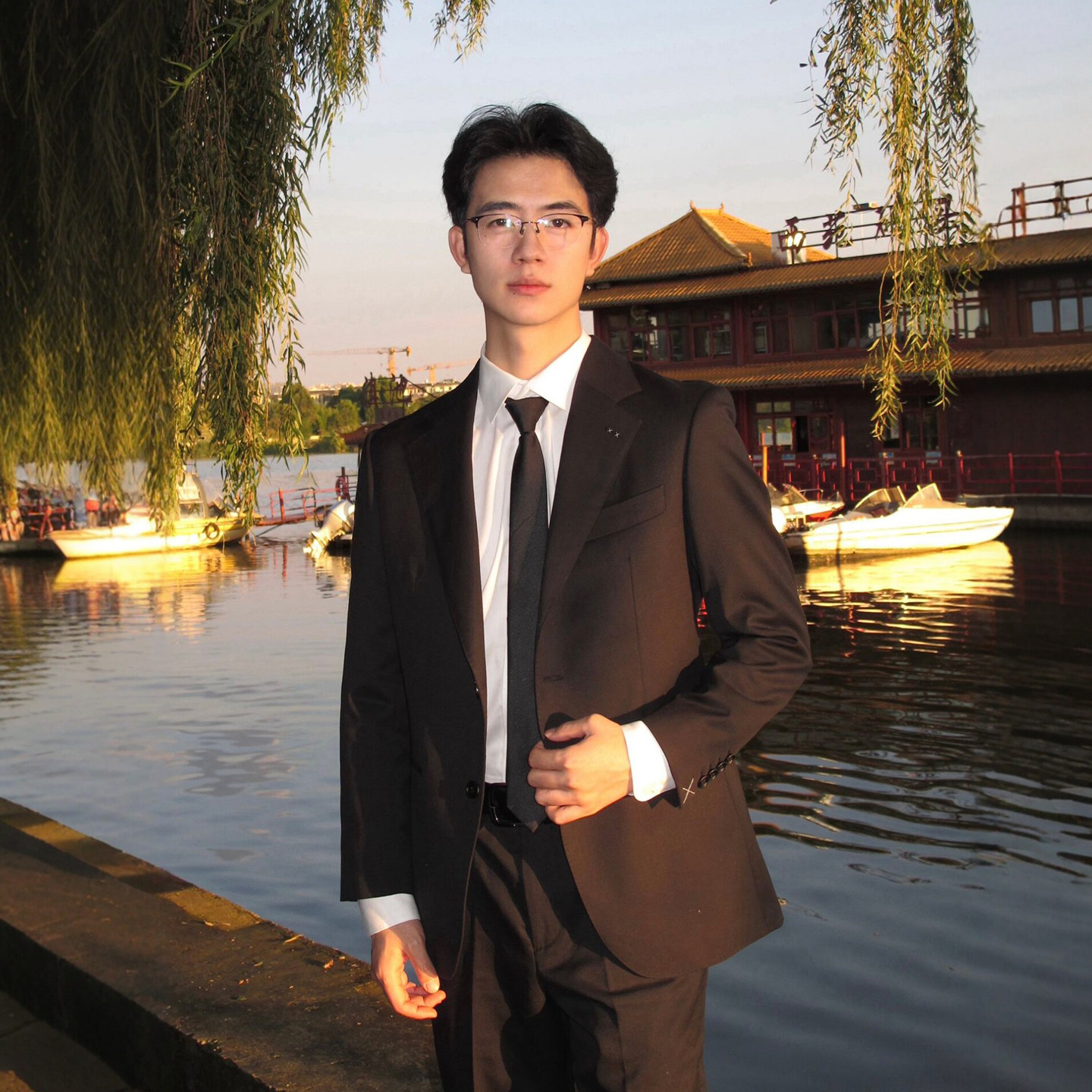 英伦风休闲西装外套男士高级感商务通勤轻熟新郎结婚礼服正装西服