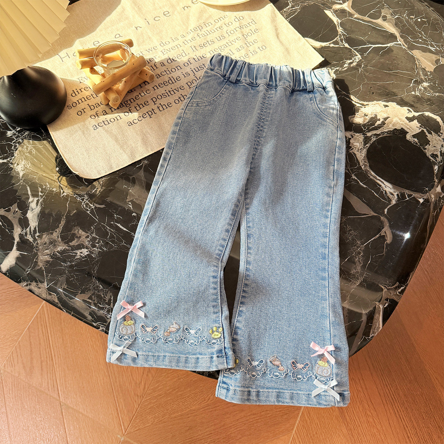 新款女童秋款百搭卡通刺绣蝴蝶结牛仔裤女宝宝韩版休闲时尚童装潮,童装/婴儿装/亲子装,儿童牛仔裤,淘宝优惠券,粉丝福利购,淘宝优惠卷