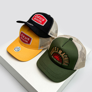 新款复古刺绣DEUS字母棒球帽子男女遮阳网眼美式街头嘻哈卡车帽