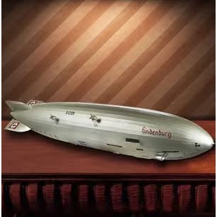 Authentic Models AP170 Hindenburg Zeppelin 1937擺設
