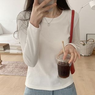 韩版圆领别致长袖t恤女秋季内搭宽松小衫纯色短款打底衫百搭上衣