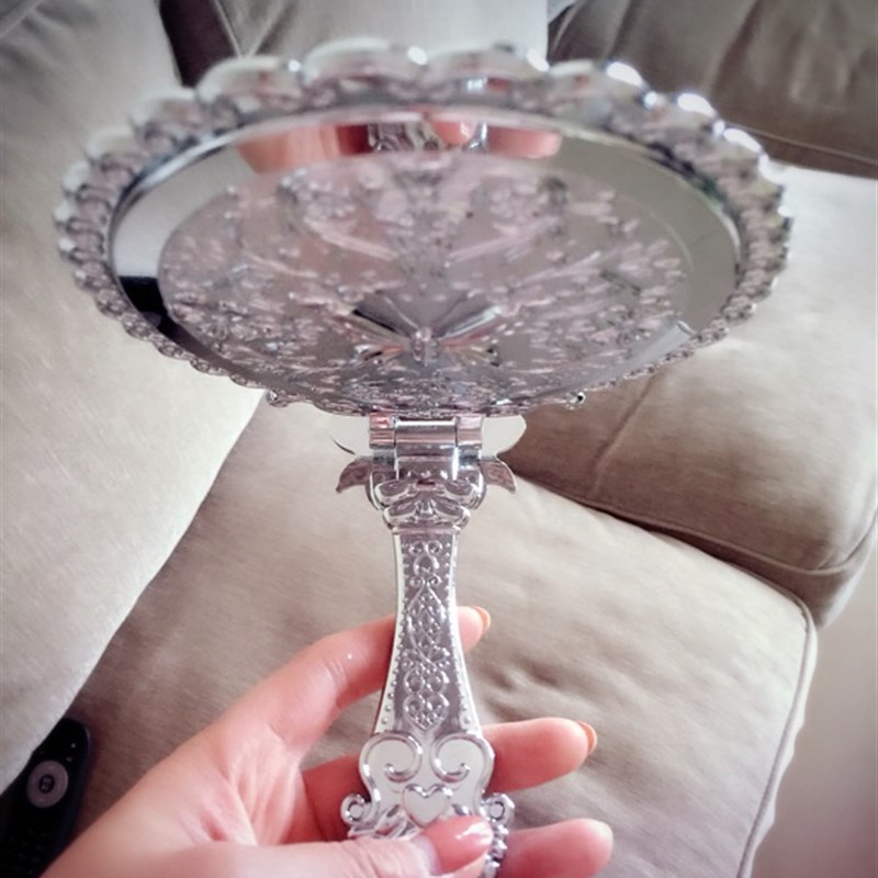 包邮韩国手柄公主镜 复古创意折叠美容化妆镜 随身便携镜子大小号