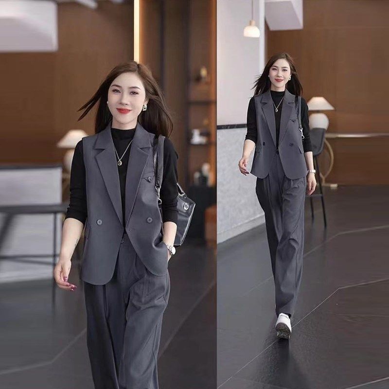 今年流行安可拉红马甲西装套装女秋季新款高级感阔腿裤职业三件套