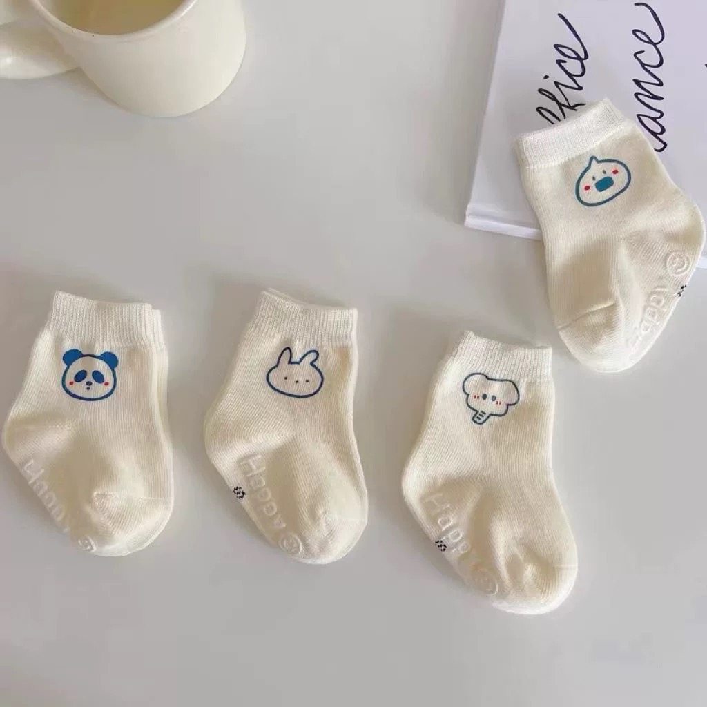宝宝袜子春秋纯棉白色卡通中筒袜新生婴儿秋冬儿童防滑地板袜男女