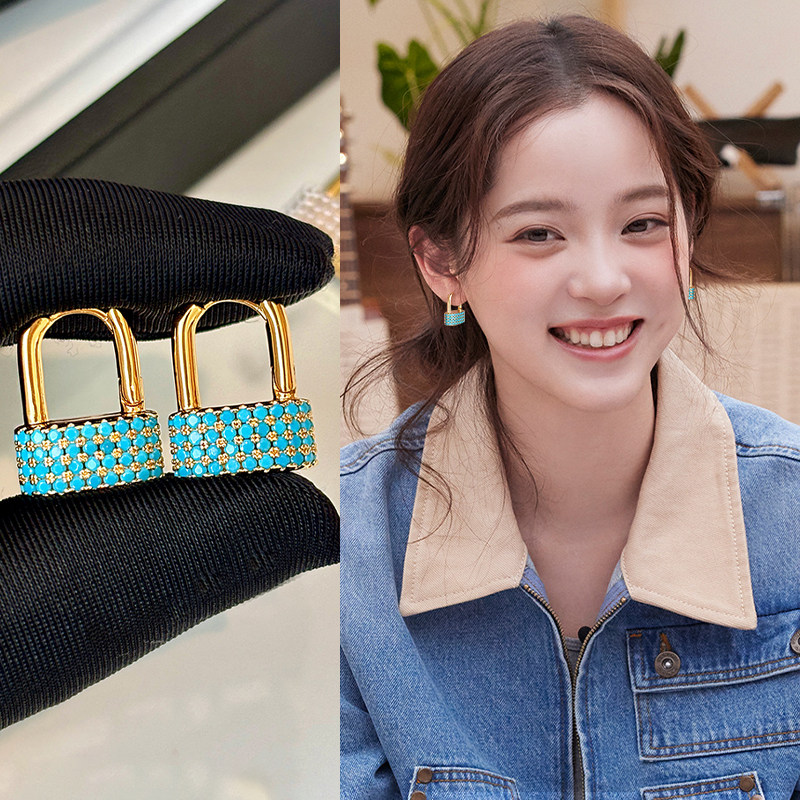 小众撞色巨好看锁形耳环女2026新款爆款耳扣轻奢气质高级独特耳饰,饰品/流行首饰/时尚饰品新,耳环,淘宝优惠券,粉丝福利购,淘宝优惠卷