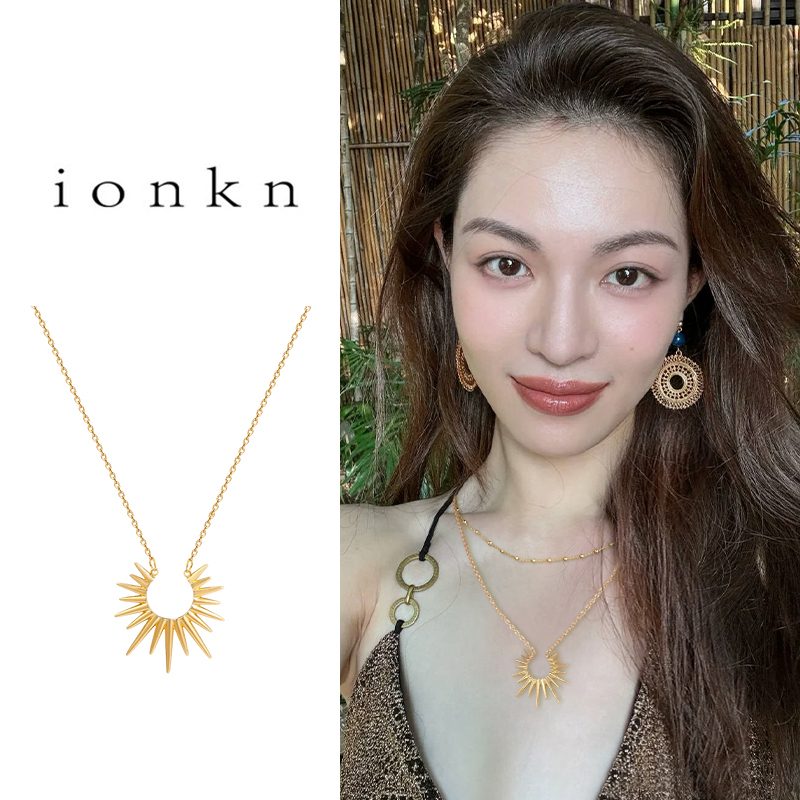 轻奢复古法式太阳花项链女