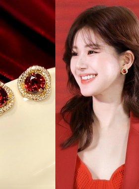 独特红色软垫耳夹无耳洞女新款高级感耳钉精致超好看气质新年耳饰