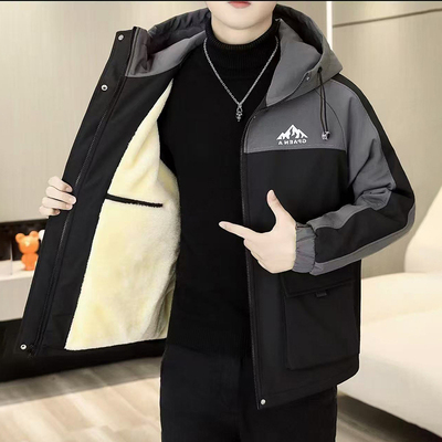 户外休闲风连帽夹克男加绒加厚保暖工装青年外套秋冬季潮牌冲锋衣