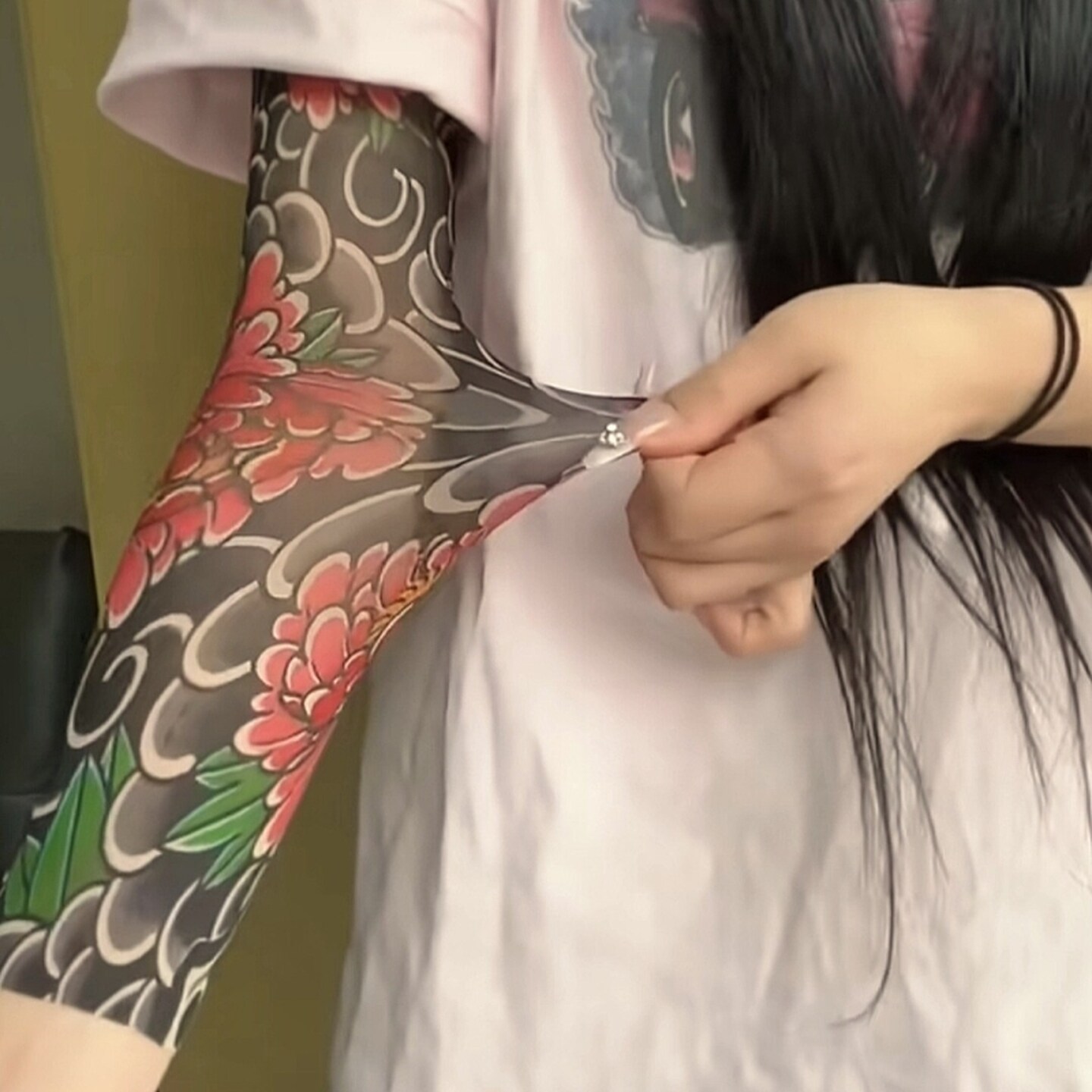 户外纹身袖套冰丝花臂袖子无缝护臂女手袖防晒透气套袖男士手臂套