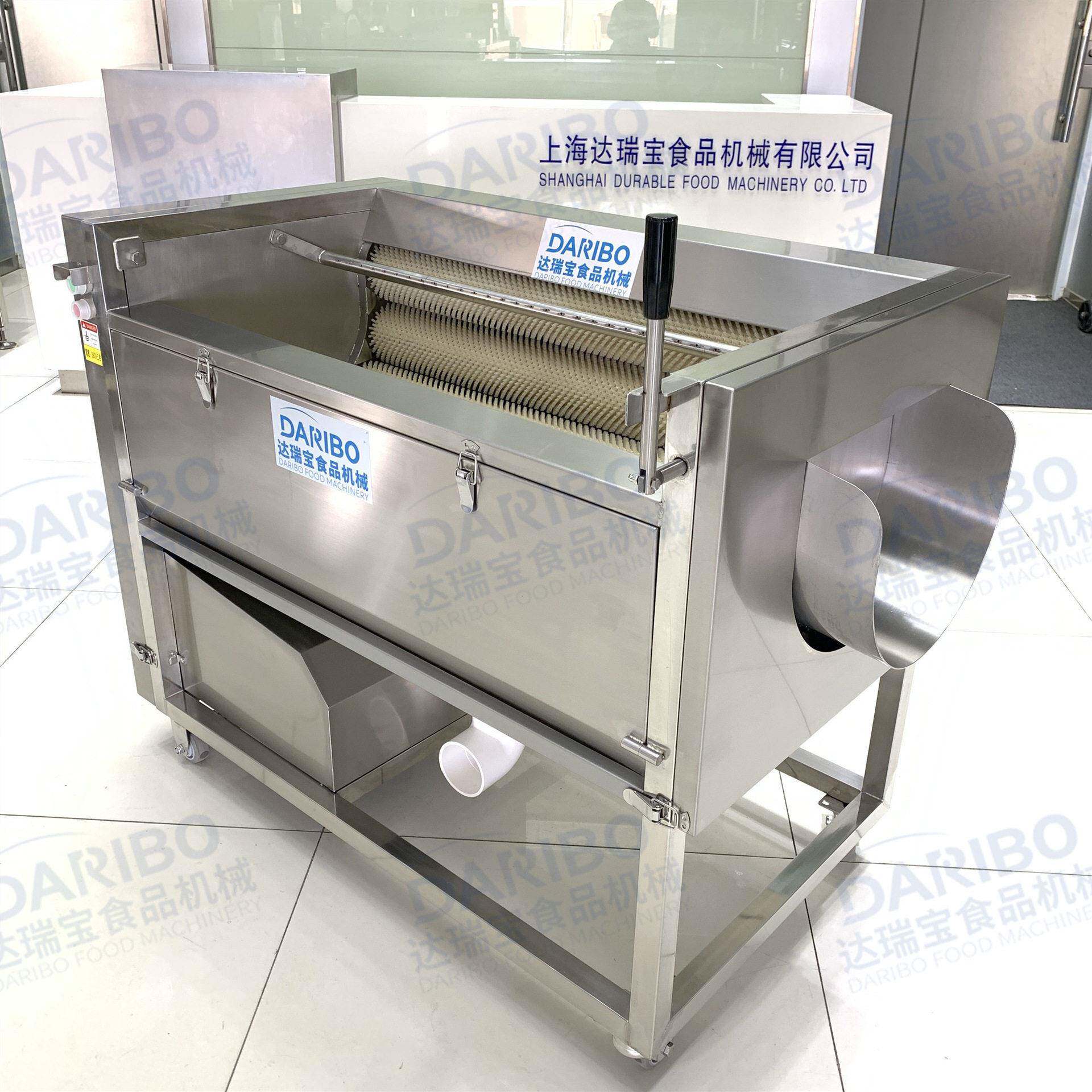 W工厂直销毛辊清洗机 根茎类块茎状蔬菜去皮清洗设备 公司食堂用