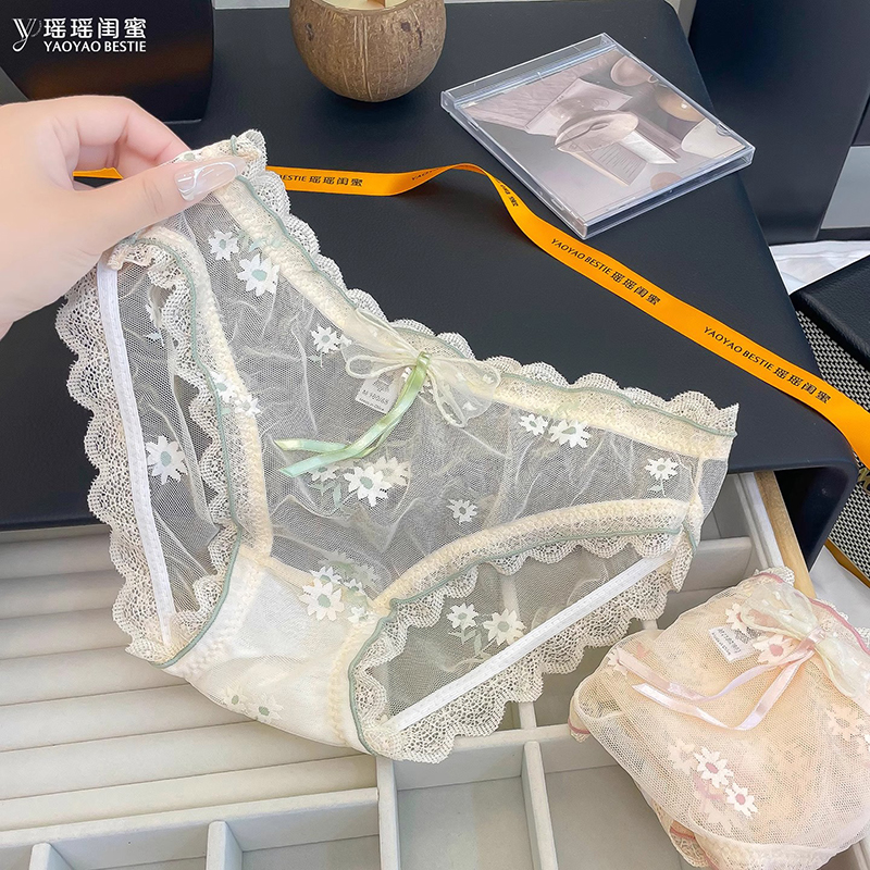 日系小雏菊内裤女瑶瑶闺蜜