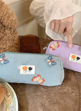 22141学生简约笔袋刺绣蝴蝶大容量布艺文具收纳袋化妆包女便携式