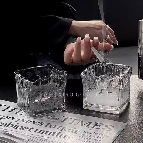 玻璃网红轻奢小众创意家用客厅韩系摆件级感炫彩冰块烟灰缸