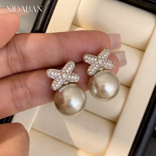 西大班满镶锆爆闪交叉珍珠耳环女