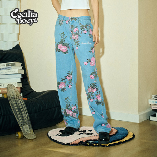 宋妍霏Ceciliaboey印花牛仔裤