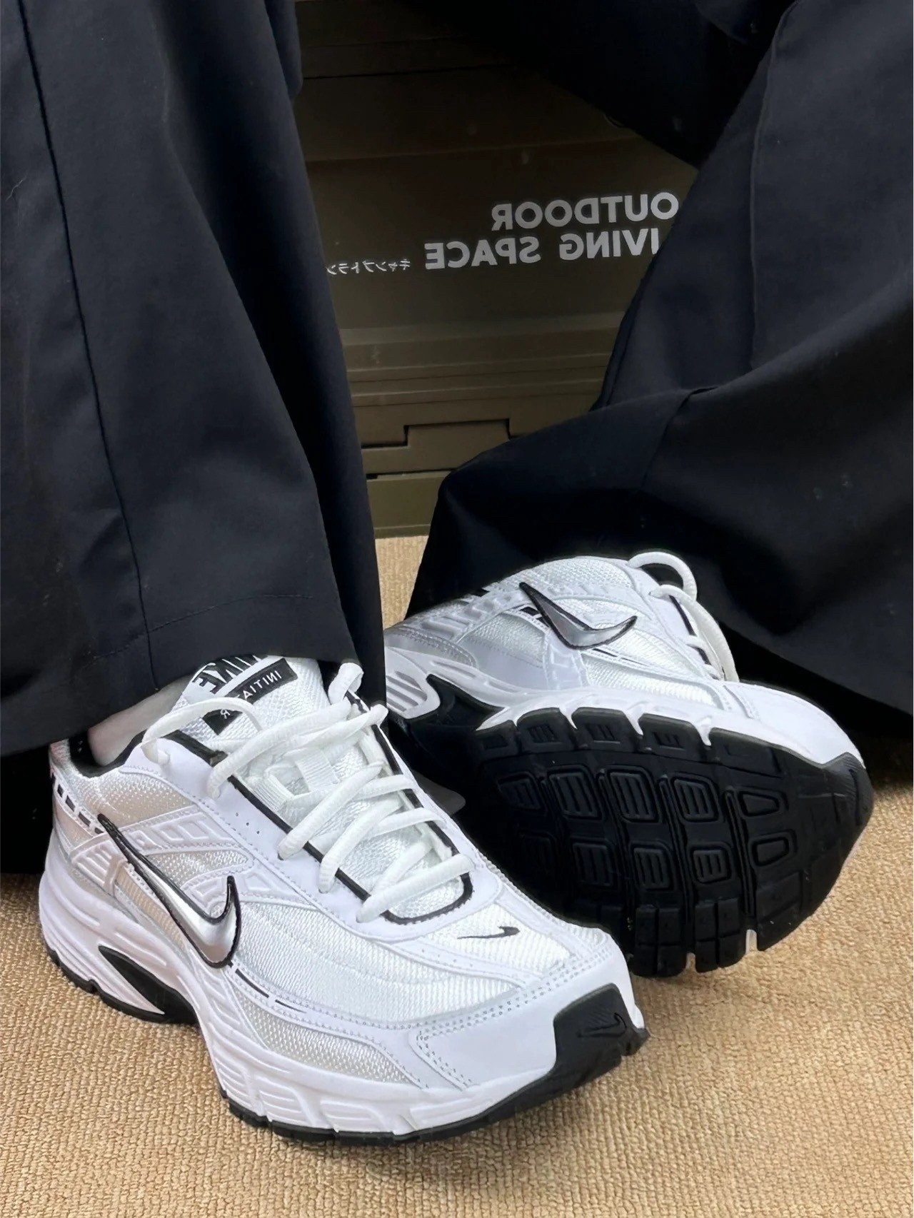 Nike Initiator 跑鞋 耐磨舒适轻便防滑复古女子休闲鞋FQ6873-101