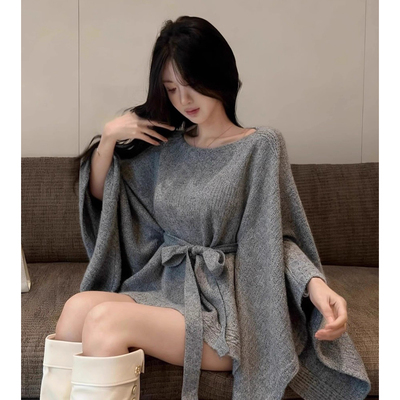 法式高级感气质一字肩斗篷针织衫女秋季时尚设计感收腰系带上衣潮
