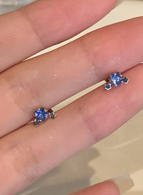 蓝色星星耳骨钉小众设计洗睡免摘极小耳钉医用钛钢五角星耳蜗钉女