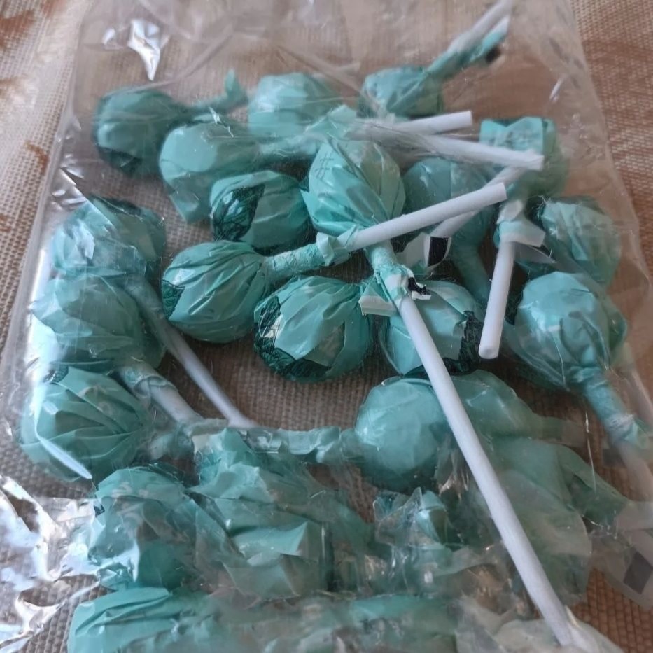 薄荷味棒棒糖强劲提神醒脑追剧小零食清凉结婚喜庆糖果即食零食