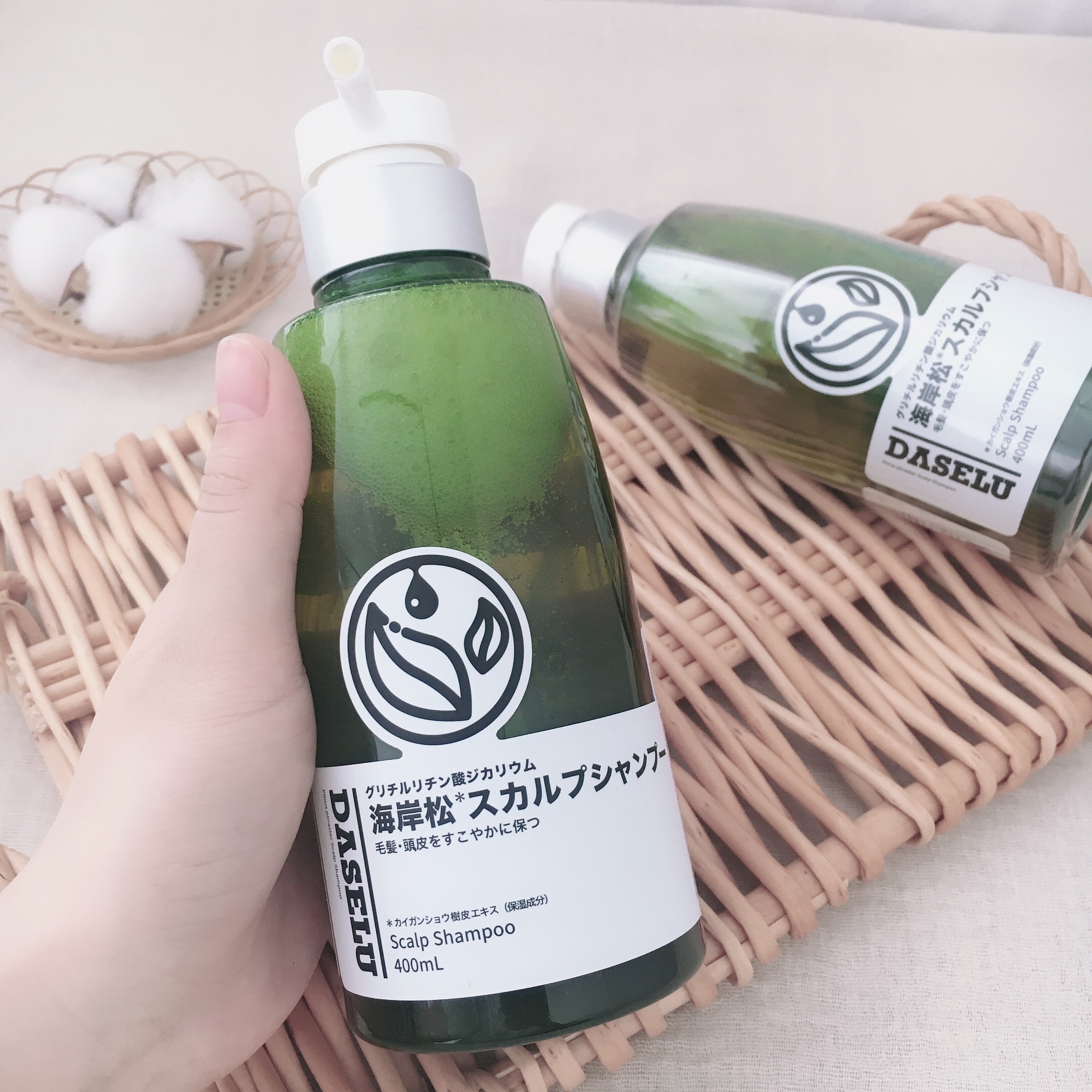 日本進(jìn)口DASELU海岸松頭皮洗發(fā)水控油清爽舒緩豐盈蓬松400ml