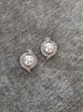 chomelkinsey灵蛇本命年蛇形珍珠耳环2025新年个性精致镶皓耳钉女