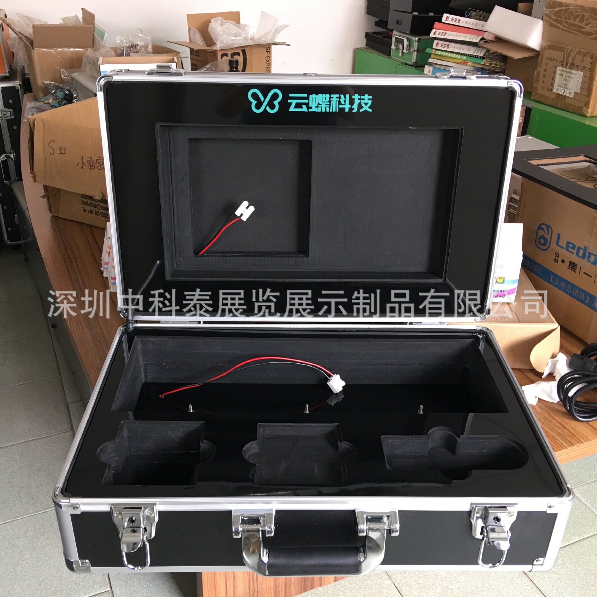 EVA航空设备仪器运输包装箱