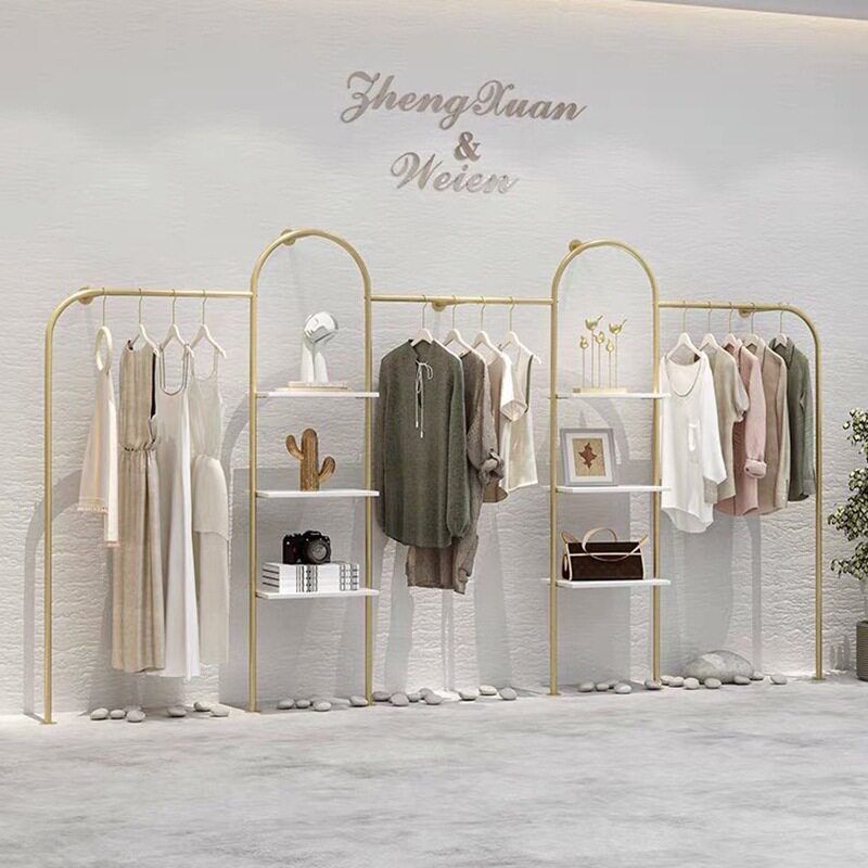 金色壁挂服装店展示架