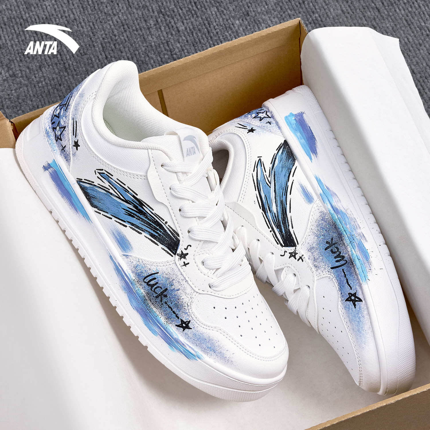 安踏板鞋情侣定制DIY2026新款涂鸦街头文化青少年休闲低帮休闲鞋