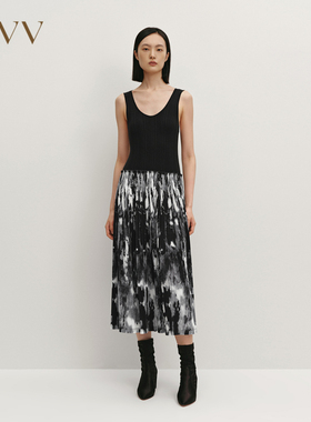 【黄金羊毛】OVV秋冬女针梭镶拼印花无袖连衣裙GQLWJ34106A