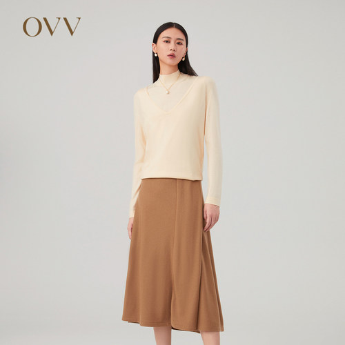 OVV简约深V领长袖针织衫